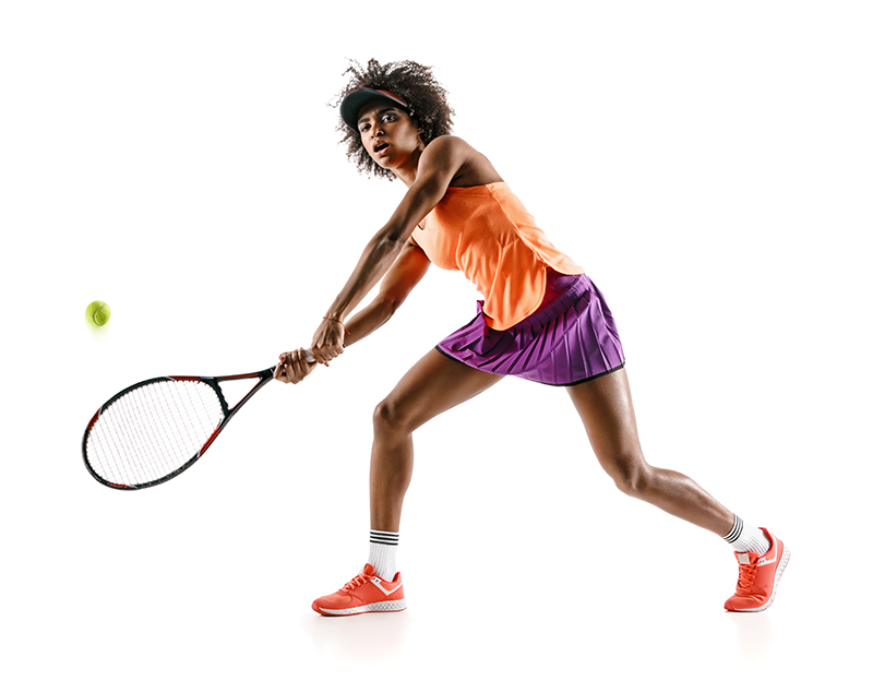 woman-playing-tennis